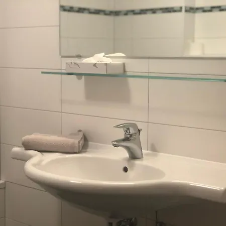 Eberharter Apartman *