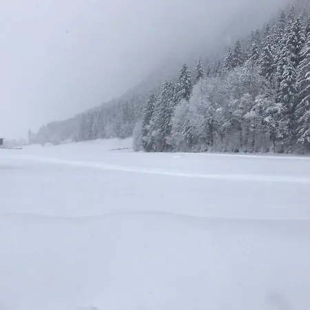 Eberharter Apartman *